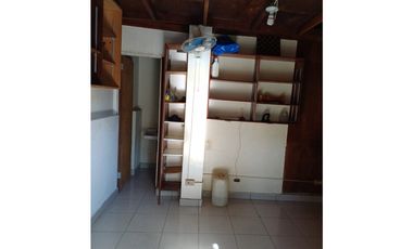 ¡SE VENDE !  Local comercial en Tumba Muerto