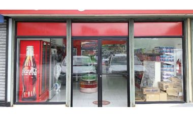 ¡SE VENDE !  Local comercial en Omar Torijos