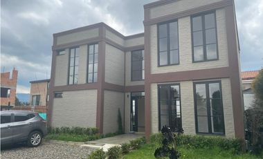 Venta Casa Campestre en Briceño