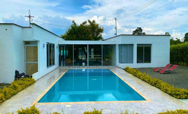 FINCA TURISTICA  EN SANTAGUEDA INDEPENDIENTE -  AMOBLADA