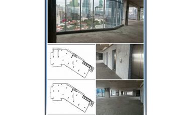 ¡SE VENDE !! Piso comercial perfecto para OFICINA en Obarrio