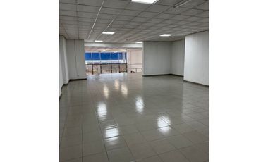 ¡¡SE ALQUILA !! Espectacular Local comercial en VIA TOCUMEN