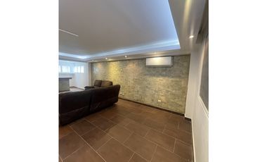 Se vende o alquila casa de 3 pisos en Limajo, San Miguelito