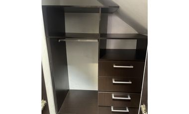 Se vende o alquila casa de 3 pisos en Limajo, San Miguelito