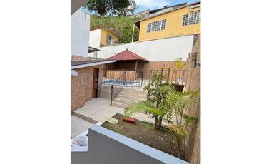 Se vende o alquila casa de 3 pisos en Limajo, San Miguelito