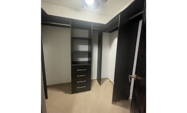 Se vende o alquila casa de 3 pisos en Limajo, San Miguelito