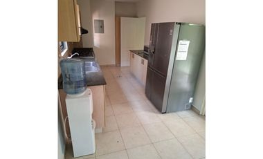 ¡¡OFERTA !! SE ALQUILA ESPECTACULAR CASA EN VERSALLES