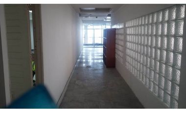 ¡SE ALQUILA! Esplendida Oficina en Avenida Balboa, Torre Bac, 250 m2