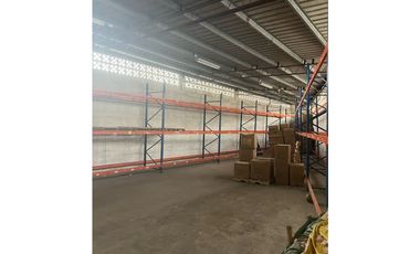 ¡¡SE VENDE !! LOCAL COMERCIAL en CARRASQUILLA