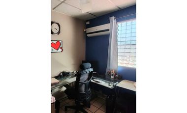 VENTA DE CASA EN CONDADO DEL REY