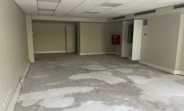 MAGNIFICO LOCAL COMERCIAL PLENO BARRIO EL GOLF