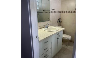 Alquilo Apartamento en el Cangrejo