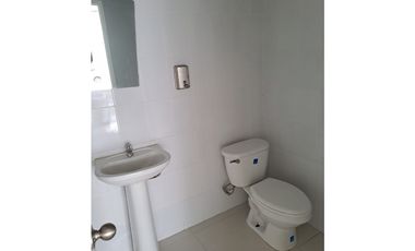 ALQUILER DE LOCAL DETRAS DE MULTIPLAZA