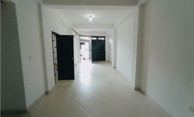 Local en Campo Valdés - Arriendo