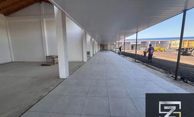 Local comercial en alquiler ubicado en Laguna Mall Carlos Spegazzini