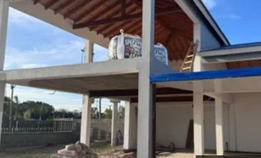 Local comercial en alquiler ubicado en Laguna Mall Carlos Spegazzini