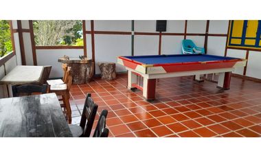 FINCA EN PALESTINA DE 10 A 30 PERSONAS  TARIFA MINIMA  10 PAX