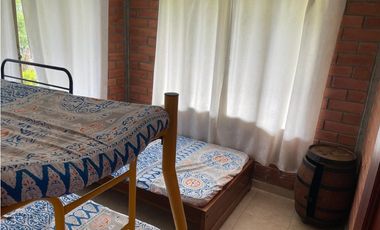 FINCA EN PALESTINA DE 10 A 30 PERSONAS  TARIFA MINIMA  10 PAX