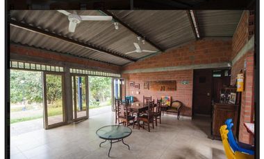 FINCA EN PALESTINA DE 10 A 30 PERSONAS  TARIFA MINIMA  10 PAX