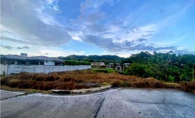 Vendo terreno de 814 metros en el proyecto Las Lomas de Aguacatal