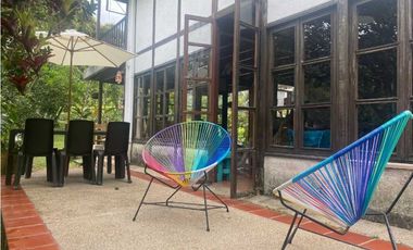 VENDO HERMOSA CASA CHALET EN  LA VEGA CUND. (R)