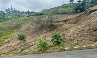 SE VENDE LOTE EN MEDIO DAPA EN UNIDAD DE 3009 M2 CON VIGILANCIA