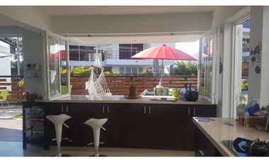 VENTA DE CASA DE DOS NIVELES, SAN JERÓNIMO, ANT