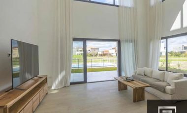 Casa en venta en La Providencia Resort & Country Club