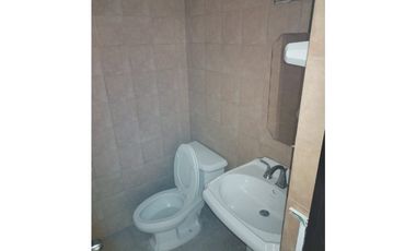 ALQUILER, LOCAL COMERCIAL EN EL CANGREJO, CALLE TRANSITADA, 100 M2