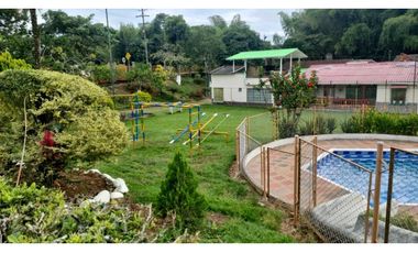 Chalet Para la Venta Condominio Lunadas