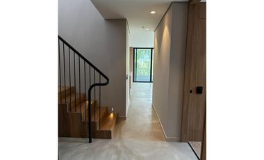 Apartamento Duplex Para Estrenar Sector El Escobero