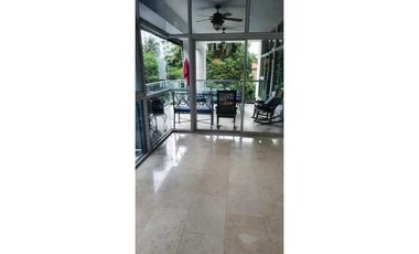 EN ALQUILER EN AMADOR AMPLIO APARTAMENTO FAMILIAR