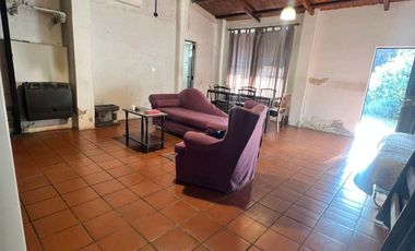 PH en venta c/ cochera en Temperley