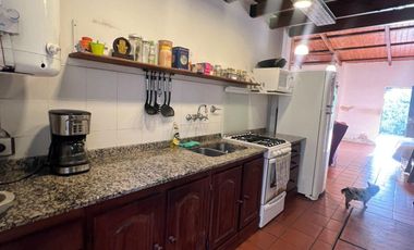 PH en venta c/ cochera en Temperley