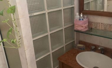 Casa en venta c/ cochera en Villa Domínico Apta Crédito Bancario