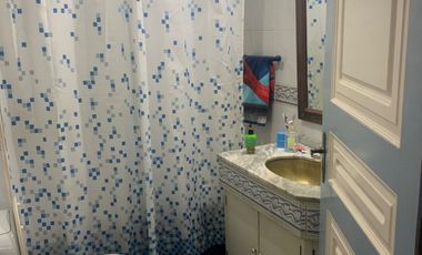 Casa en venta c/ cochera en Villa Domínico Apta Crédito Bancario