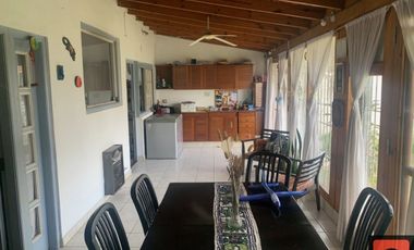 Casa en venta c/ cochera en Villa Domínico Apta Crédito Bancario