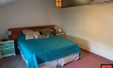 Casa en venta c/ cochera en Villa Domínico Apta Crédito Bancario