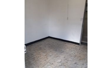 ARIRIENDO APARTAESTUDIO EN EL BARRIO OBRERO