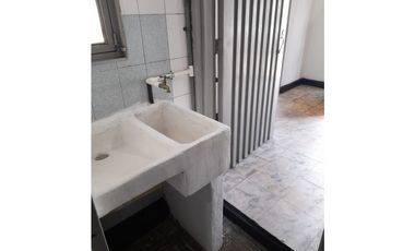 ARIRIENDO APARTAESTUDIO EN EL BARRIO OBRERO