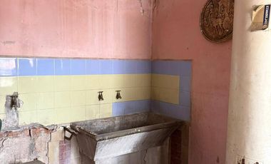 Casa Alquiler 5 dorm., cochera 3 veh., jardín del., terraza Thames 767 SM deTuc.