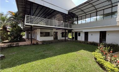 VENTA ESPECTACULAR FINCA EN JAMUNDI
