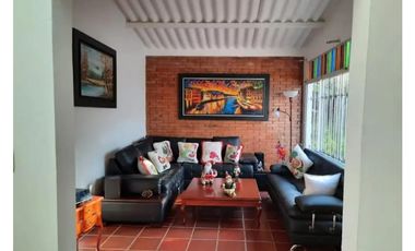 VENDO EXCELENTE CASA LA MESA GANGA (c)