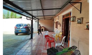 VENDO EXCELENTE CASA LA MESA GANGA (c)