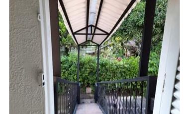 VENDO EXCELENTE CASA LA MESA GANGA (c)