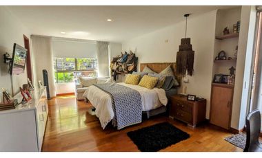 AMPLIO APARTAMENTO EN LA CALERA CON TERRAZA