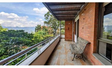 AMPLIO APARTAMENTO EN LA CALERA CON TERRAZA