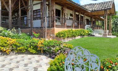 FINCA EN VILLAMARIA   HASTA 17  PAX TARIFA MIN 10 PAX