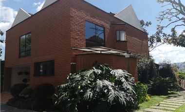 VENTA CASA EN UNIDAD SAN LUCAS, POBLADO, MEDELLN