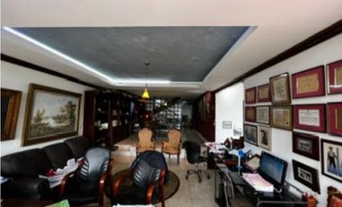 Los Angeles, Casa de 3 pisos